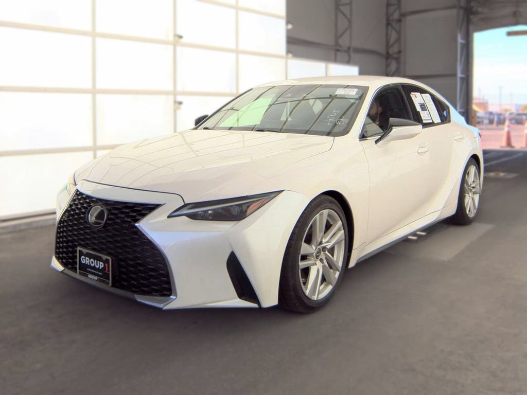 Used 2022 Lexus IS 300 RWD image 3