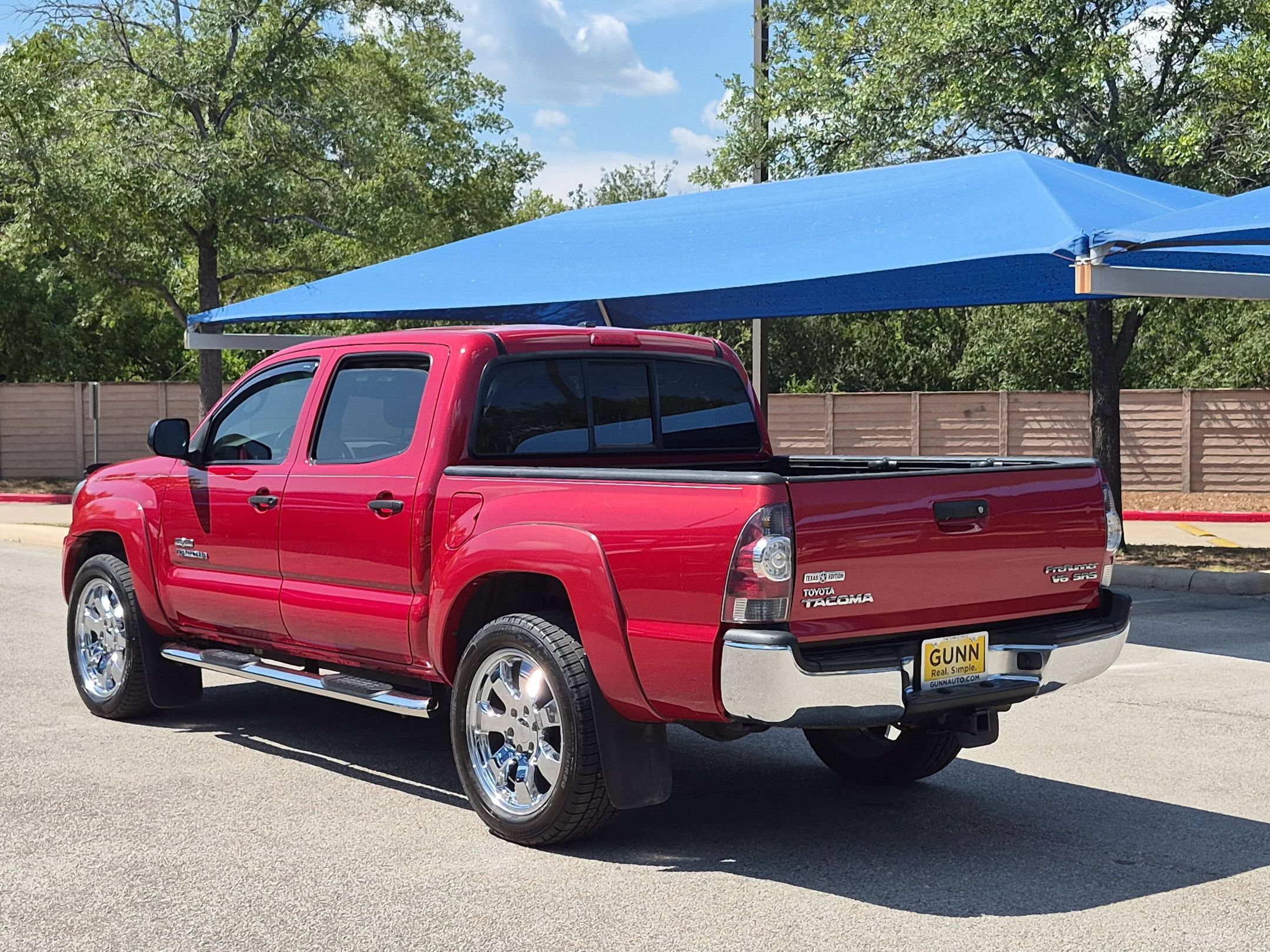 Used 2011 Toyota Tacoma PreRunner w/ SR5 Pkg #2 RWD image 5