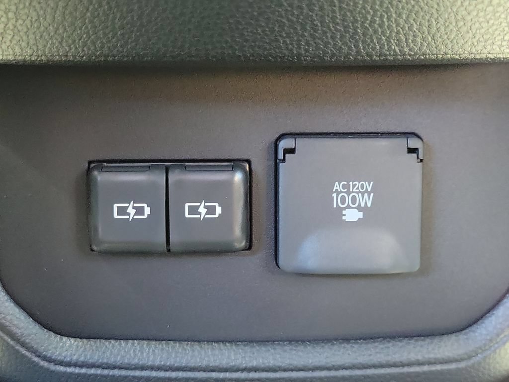 New 2026 Toyota Highlander AWD image 13