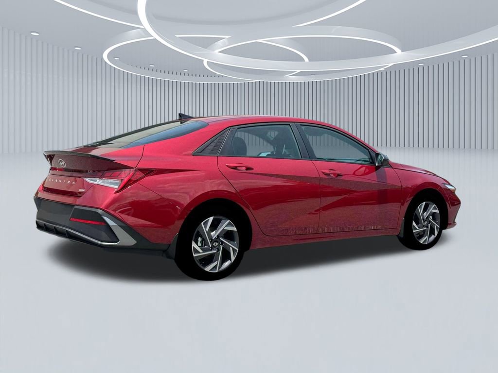 New 2025 Hyundai Elantra SEL image 9