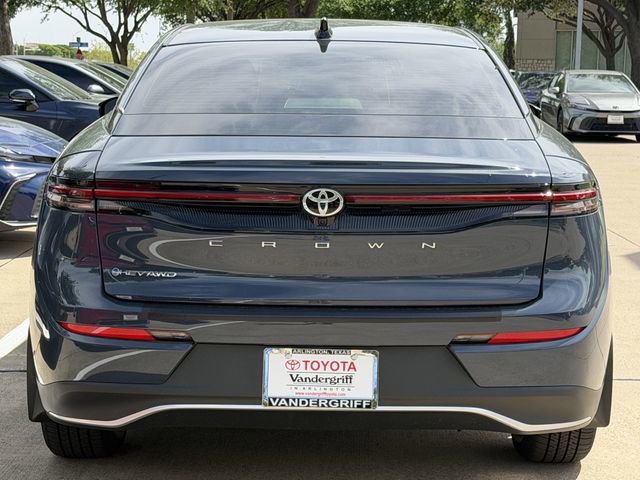 New 2026 Toyota Crown XLE image 5
