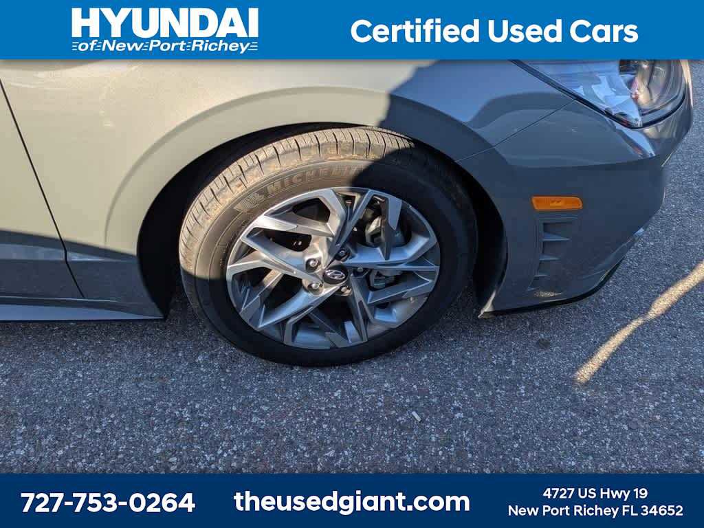 Certified 2023 Hyundai Sonata SEL w/ Cargo Package image 5