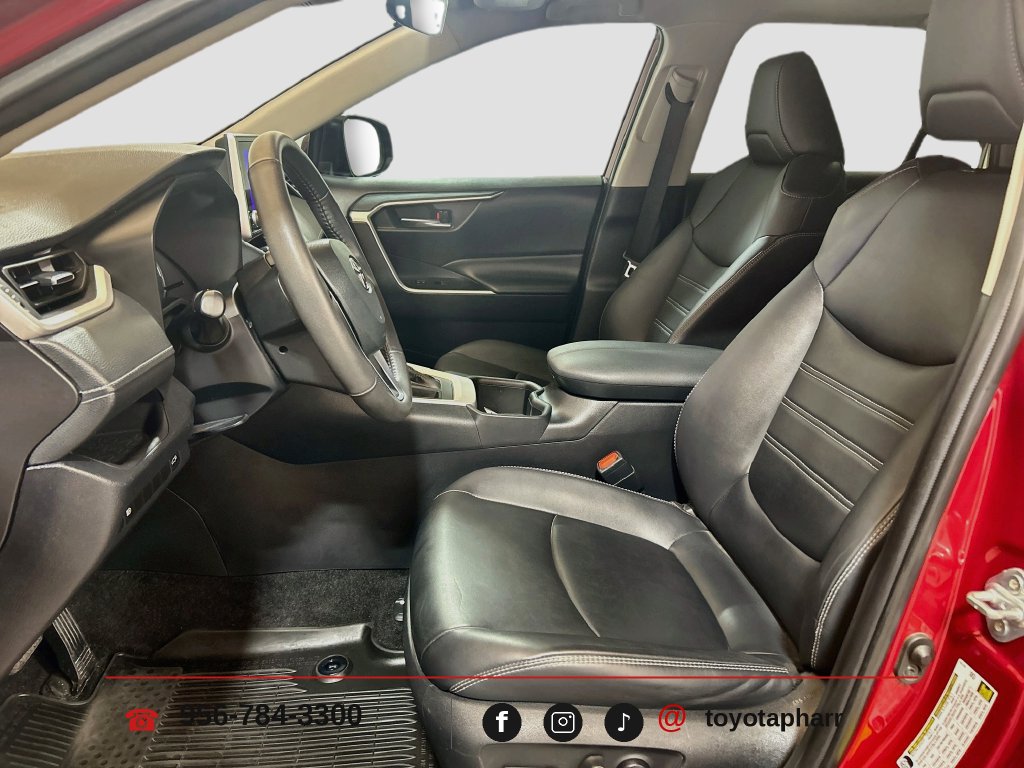 Used 2024 Toyota RAV4 XLE Premium FWD image 18