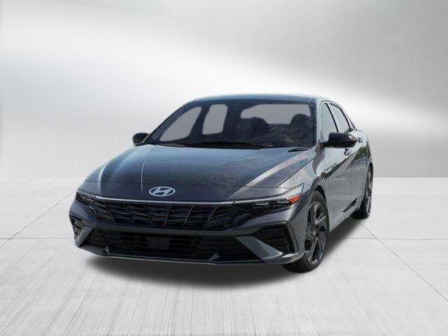 New 2026 Hyundai Elantra Sport FWD image 15