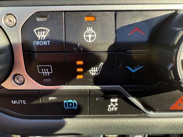 Used 2024 Jeep Wrangler High Altitude image 23
