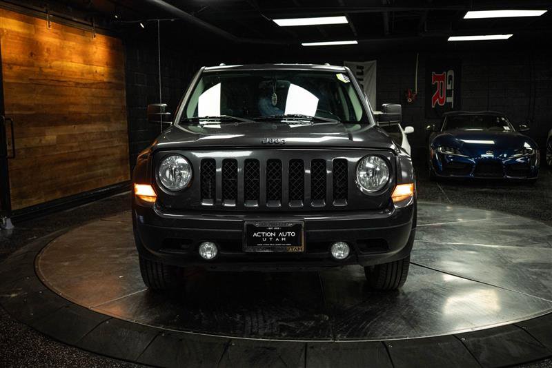 Used 2017 Jeep Patriot Latitude image 4