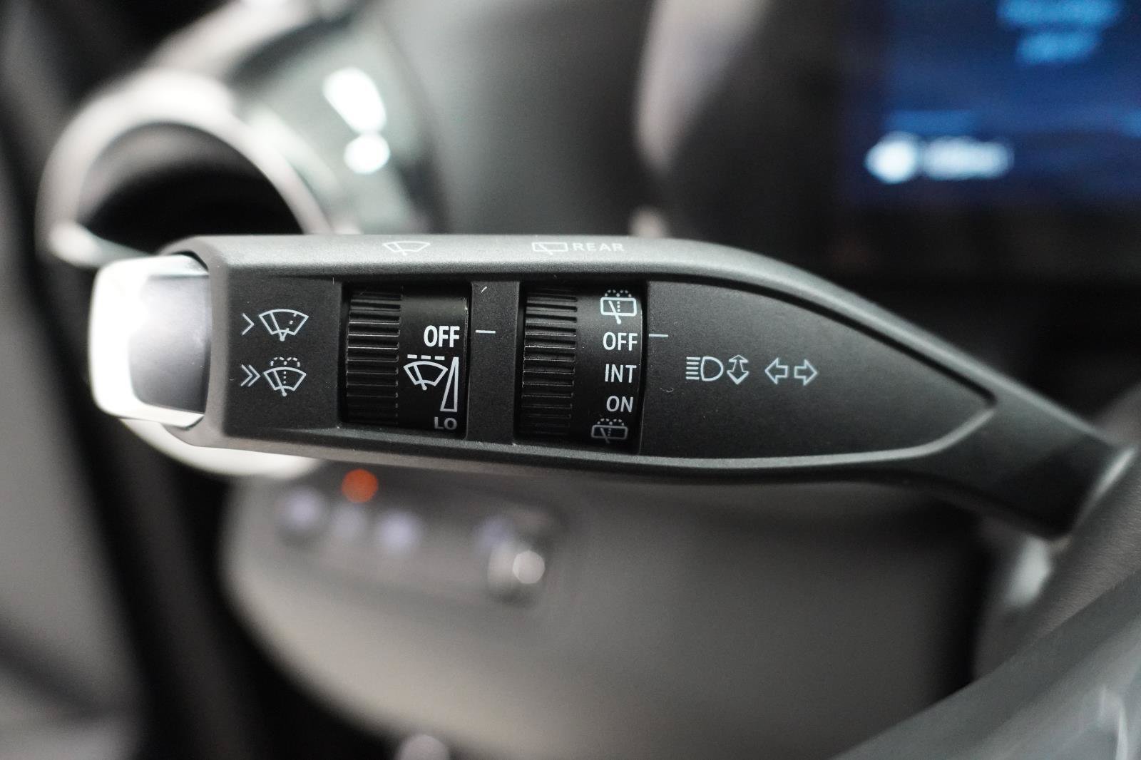 New 2027 Chevrolet Equinox LT FWD image 10