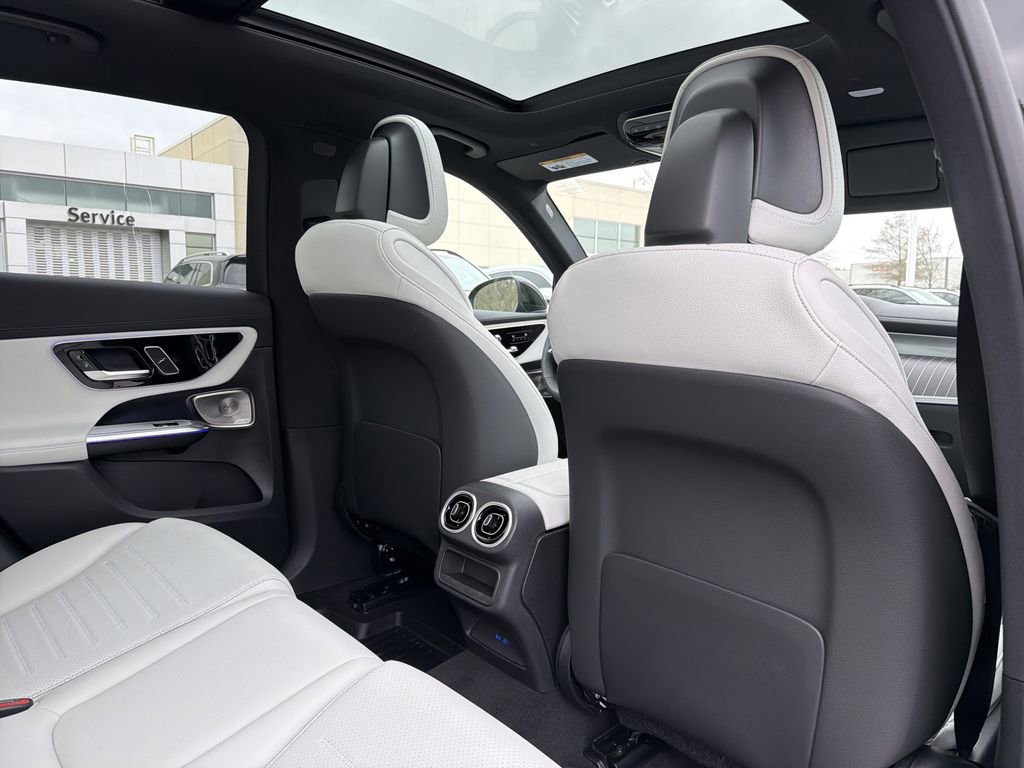 New 2026 Mercedes-Benz GLC 300 4MATIC image 18