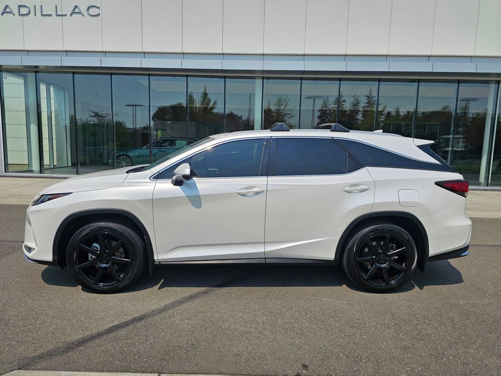 Used 2020 Lexus RX 350L Luxury w/ Accessory Package AWD/4WD image 2