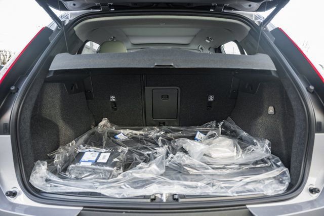 New 2026 Volvo XC40 B4 Plus w/ Protection Package Premier image 9