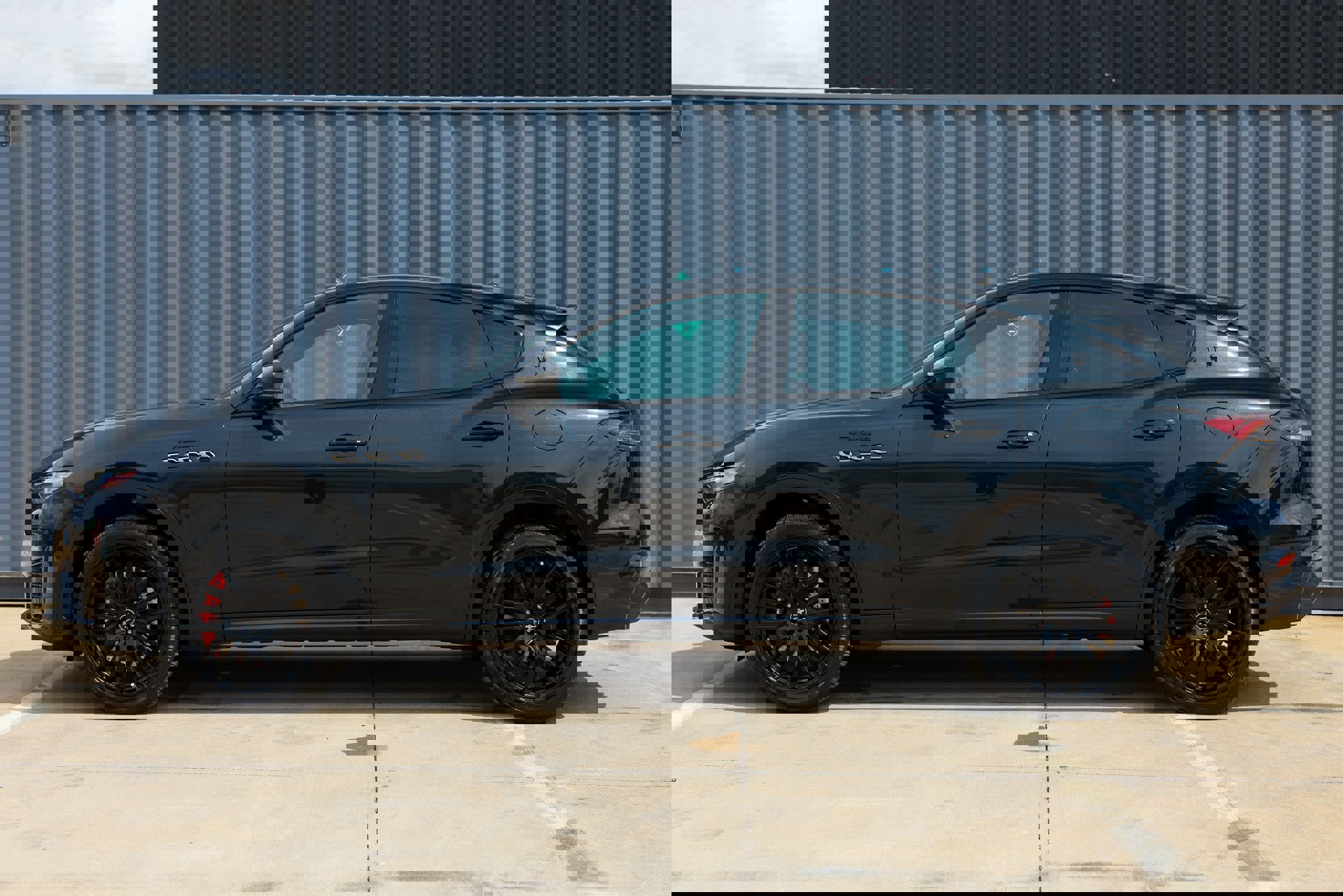 Used 2022 Maserati Levante Modena image 8