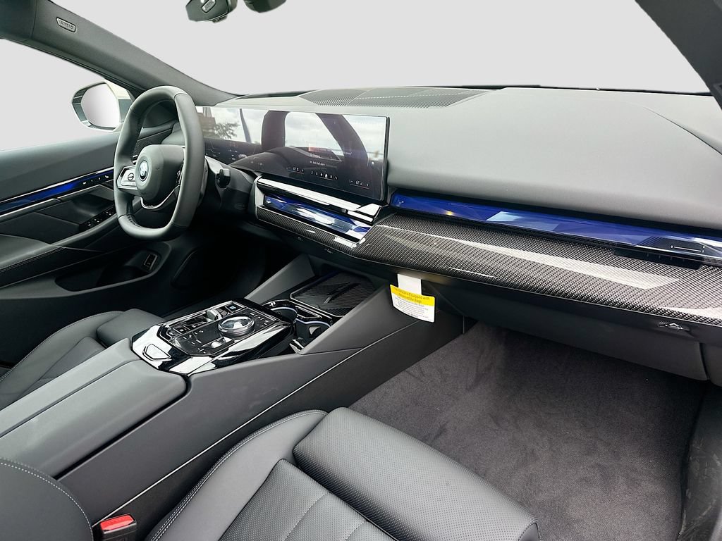 New 2026 BMW i5 eDrive40 w/ Premium Package AWD/4WD image 32