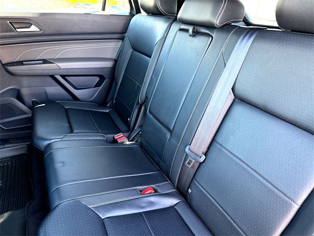 Used 2022 Volkswagen Atlas Cross Sport SE image 28