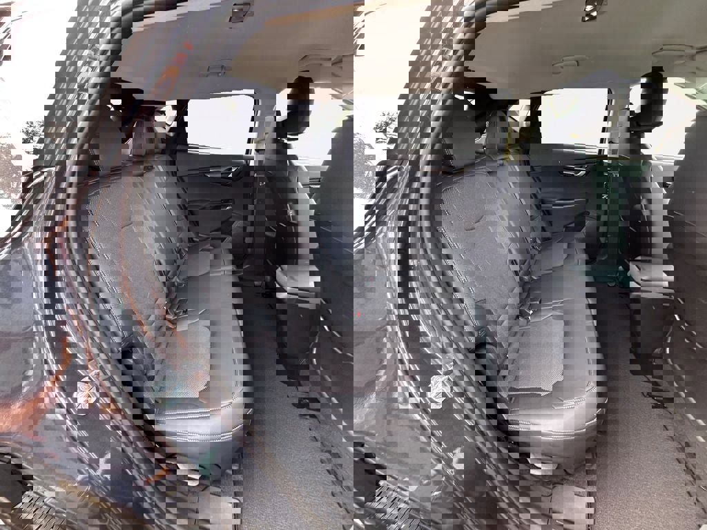 Used 2025 Kia EV6 Light AWD/4WD image 11