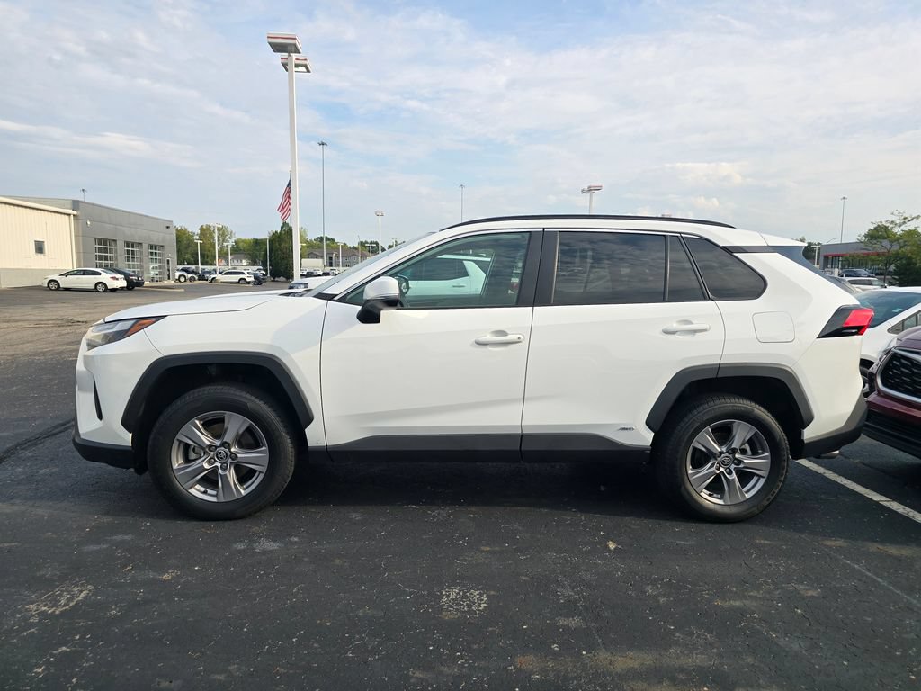 Certified 2023 Toyota RAV4 XLE w/ Convenience Package AWD/4WD image 5