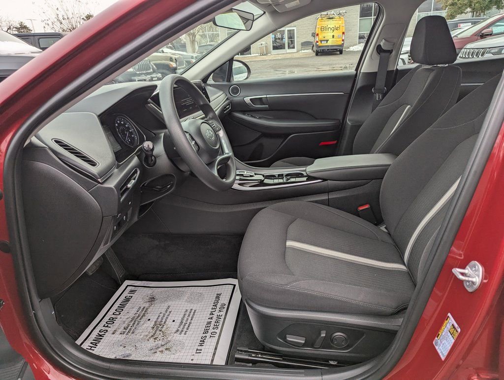 Used 2023 Hyundai Sonata SEL image 13