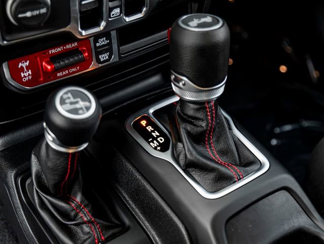 Used 2021 Jeep Wrangler Unlimited Rubicon AWD/4WD image 18