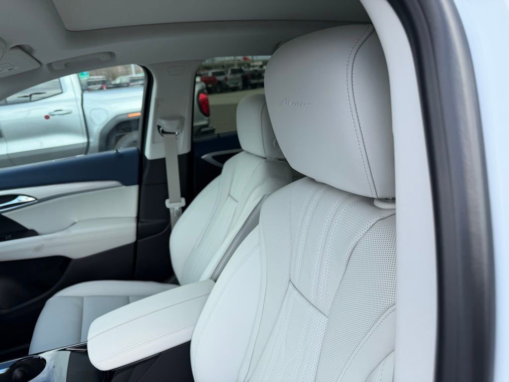 New 2026 Buick Envision Avenir AWD/4WD image 13