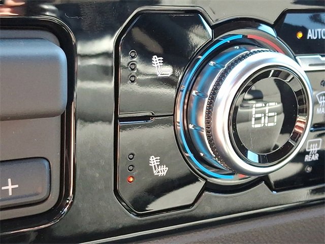 New 2026 GMC Sierra 1500 Elevation image 16