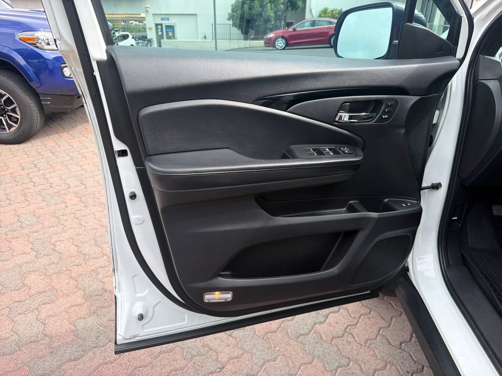 Used 2021 Honda Passport Touring image 8