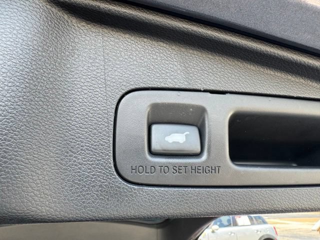 Used 2017 Honda CR-V Touring image 25