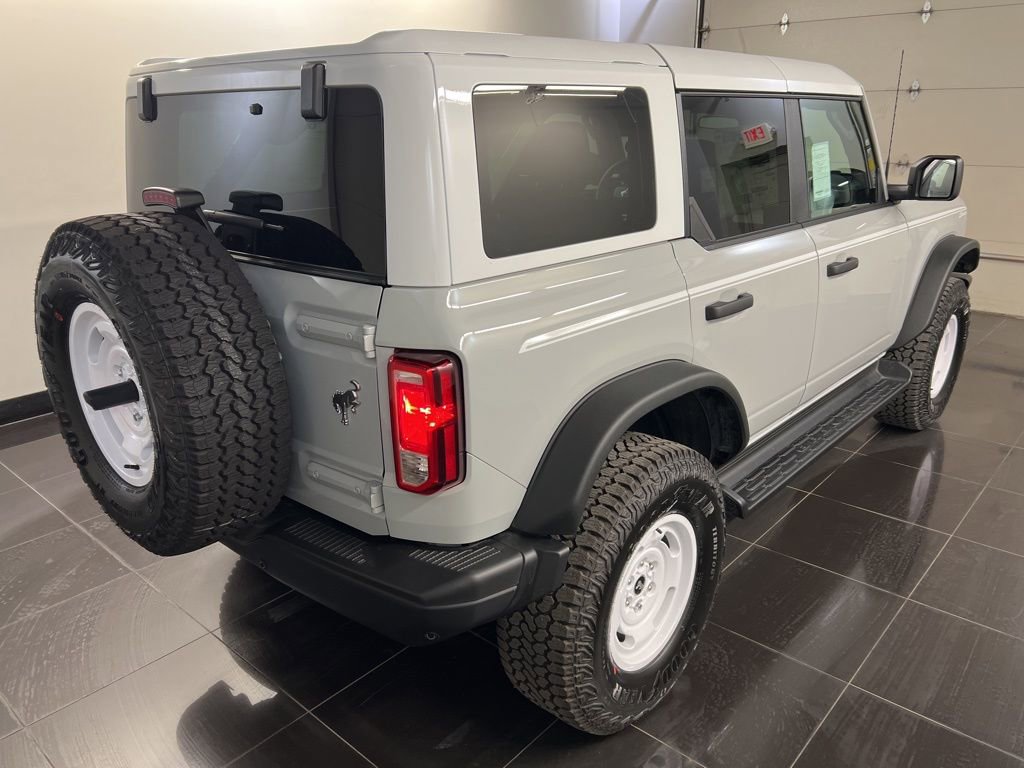 New 2026 Ford Bronco Heritage Edition image 6