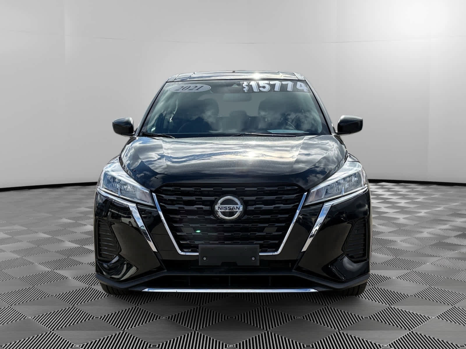 Used 2021 Nissan Kicks S image 9