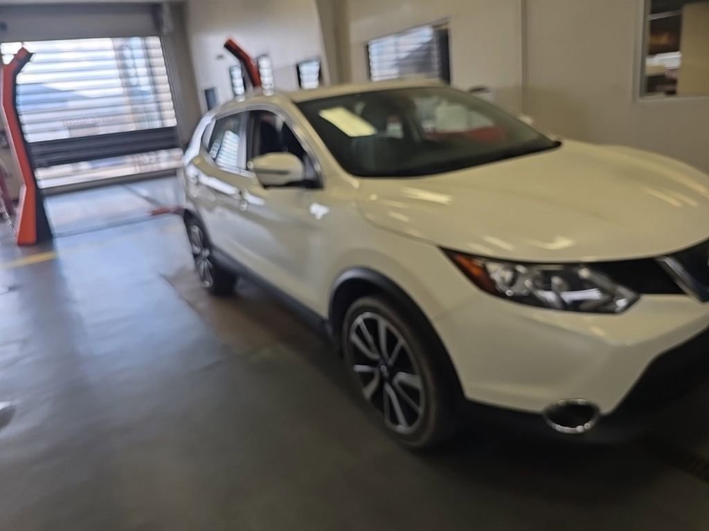 Used 2017 Nissan Rogue Sport SL w/ SL Premium Package