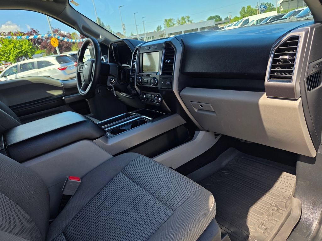 Used 2019 Ford F150 XLT w/ Equipment Group 302A Luxury AWD/4WD image 22