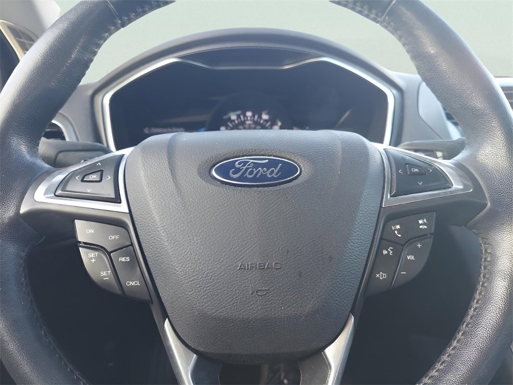 Used 2016 Ford Fusion Titanium image 28