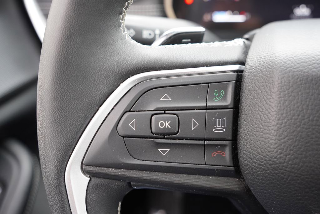 Certified 2023 Jeep Grand Cherokee L Laredo w/ Luxury Tech Group I image 35