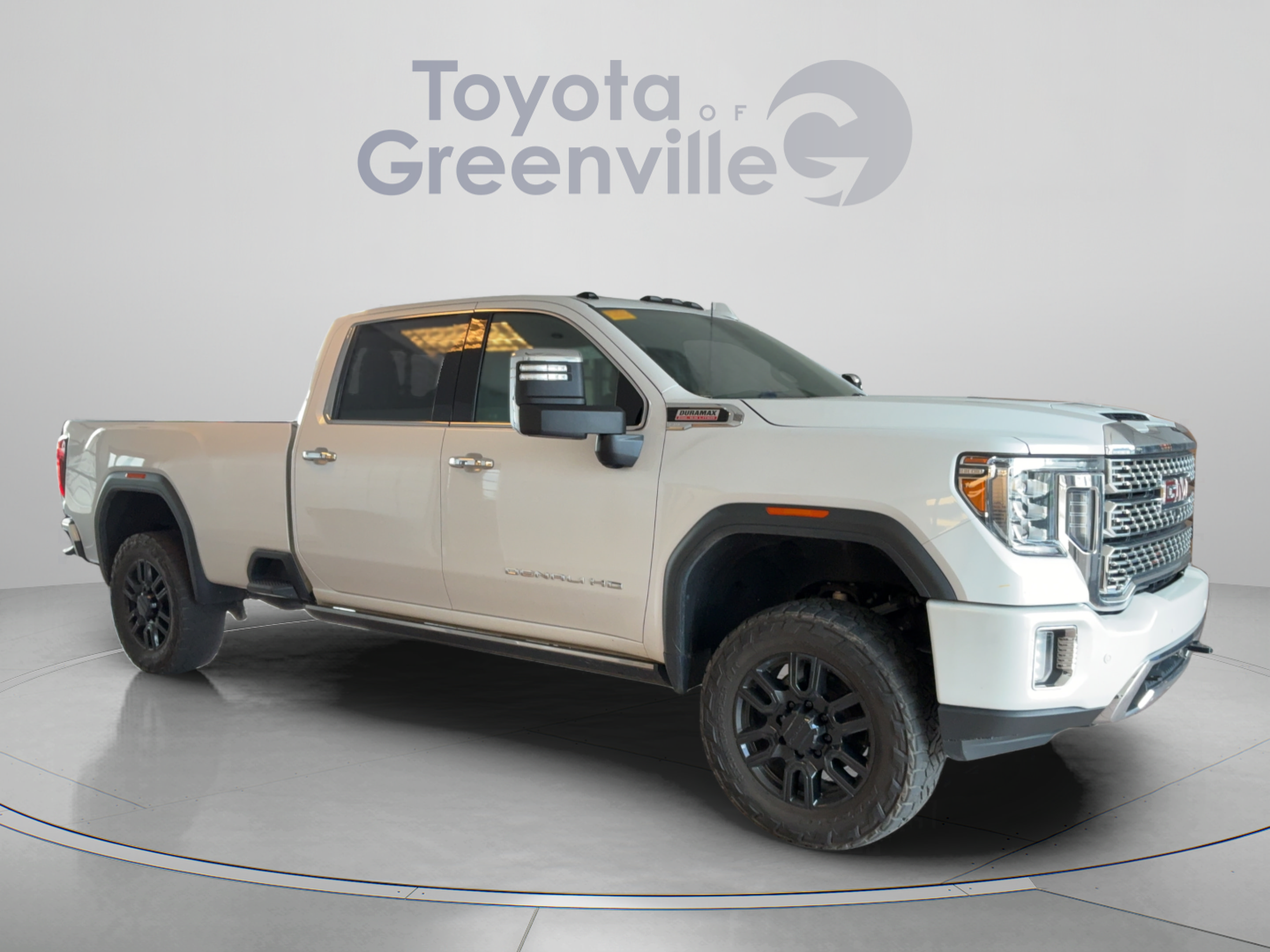 Used 2022 GMC Sierra 3500 Denali w/ Denali Ultimate Package AWD/4WD image 7
