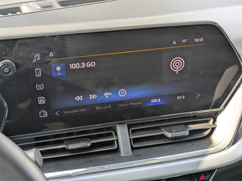 Used 2025 Chevrolet Trax LT w/ LT Convenience Package image 21