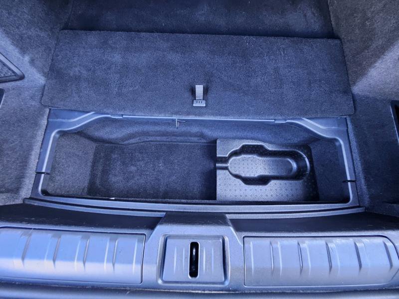 Used 2023 Porsche Taycan w/ Premium Package image 86