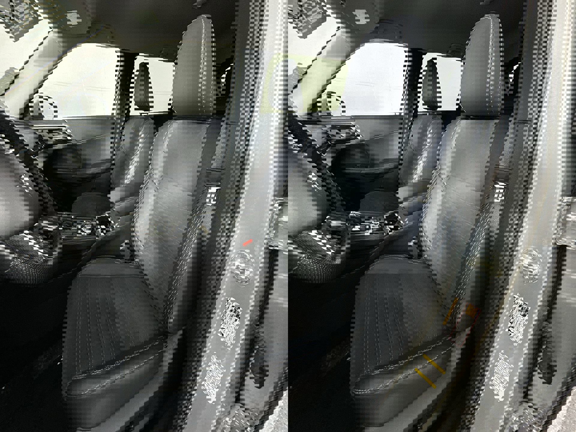 Used 2024 Mitsubishi Outlander SE image 15