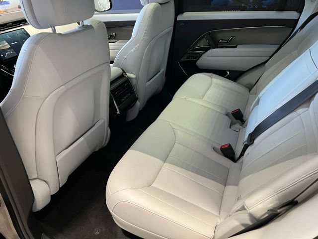 Used 2023 Land Rover Range Rover Sport SE AWD/4WD image 24