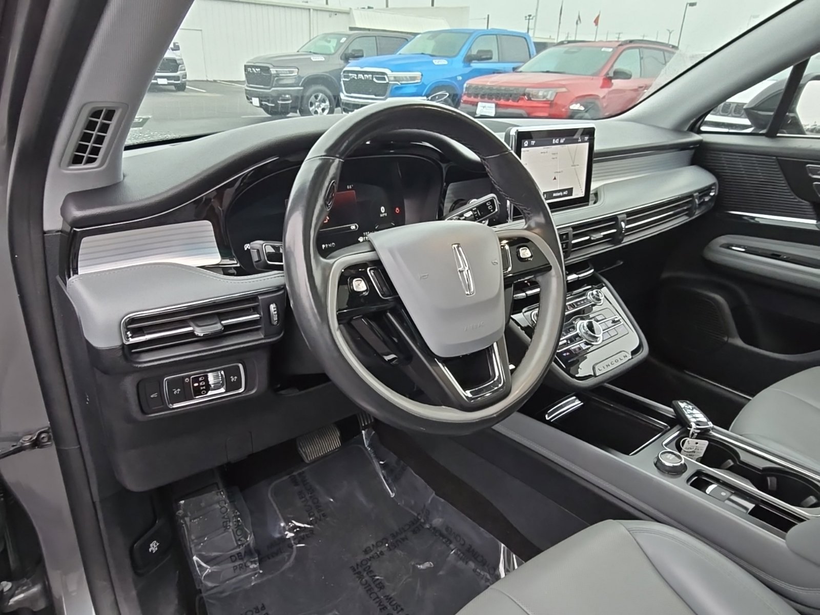 Used 2022 Lincoln Corsair Reserve w/ Elements Package AWD/4WD image 12