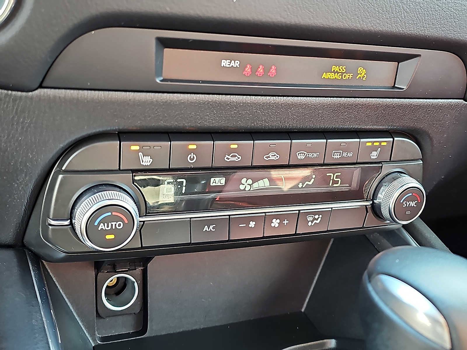 Used 2025 MAZDA CX-5 Carbon Edition image 16