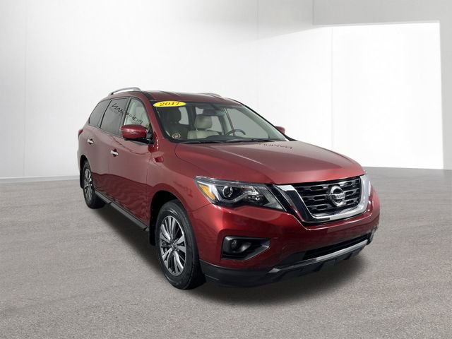 Used 2017 Nissan Pathfinder SL image 11