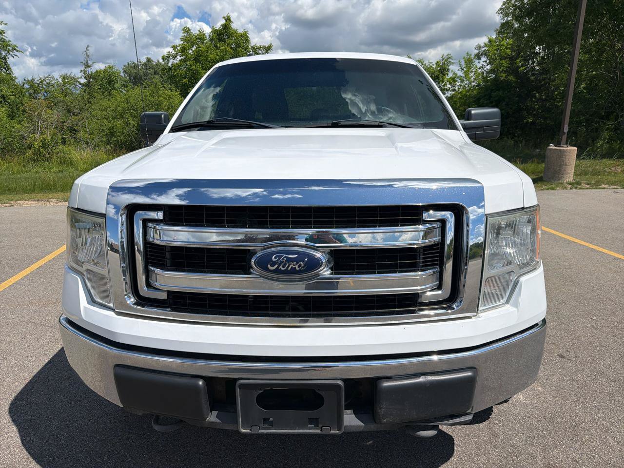 Used 2013 Ford F150 XLT w/ Trailer Tow Pkg AWD/4WD image 2
