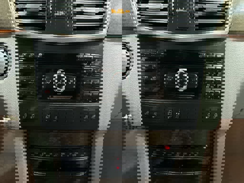 Used 2010 Mercedes-Benz E 63 AMG Sedan image 21