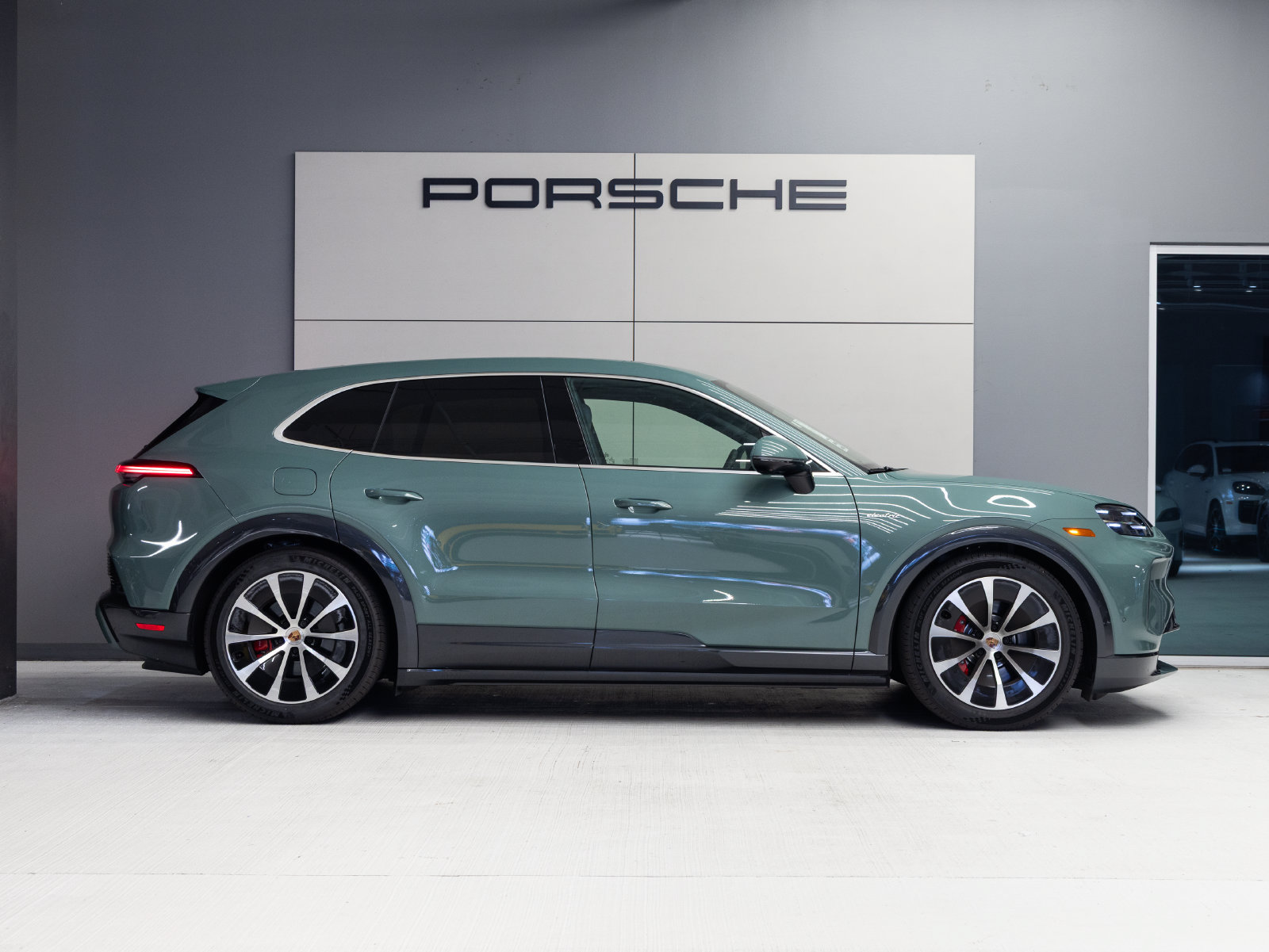 New 2026 Porsche Cayenne S AWD/4WD image 8