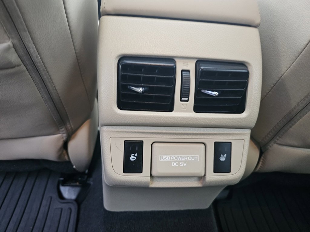 Used 2018 Subaru Outback 3.6R Limited image 22