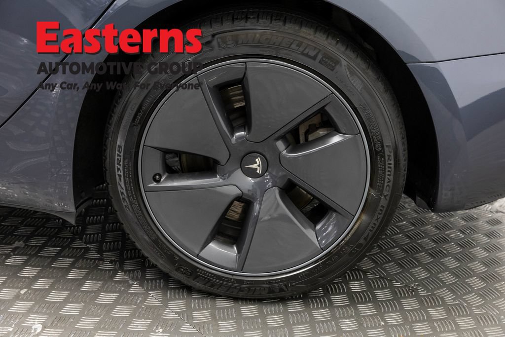 Used 2023 Tesla Model 3 Standard Range RWD image 27
