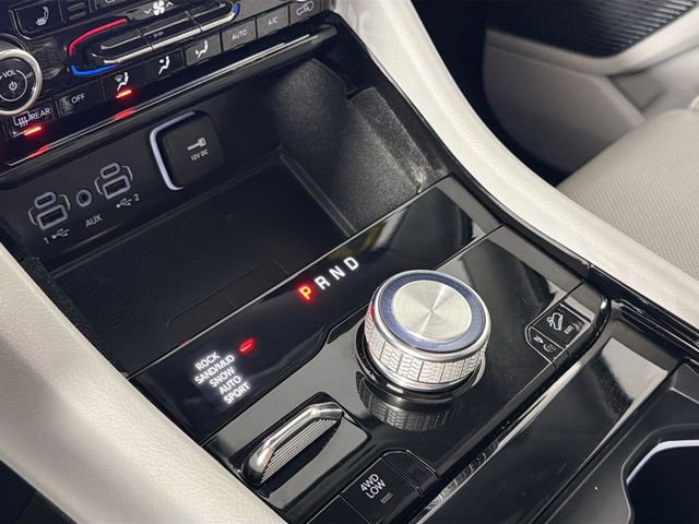 Used 2021 Jeep Grand Cherokee L Overland w/ Advanced Protech Group III AWD/4WD image 17