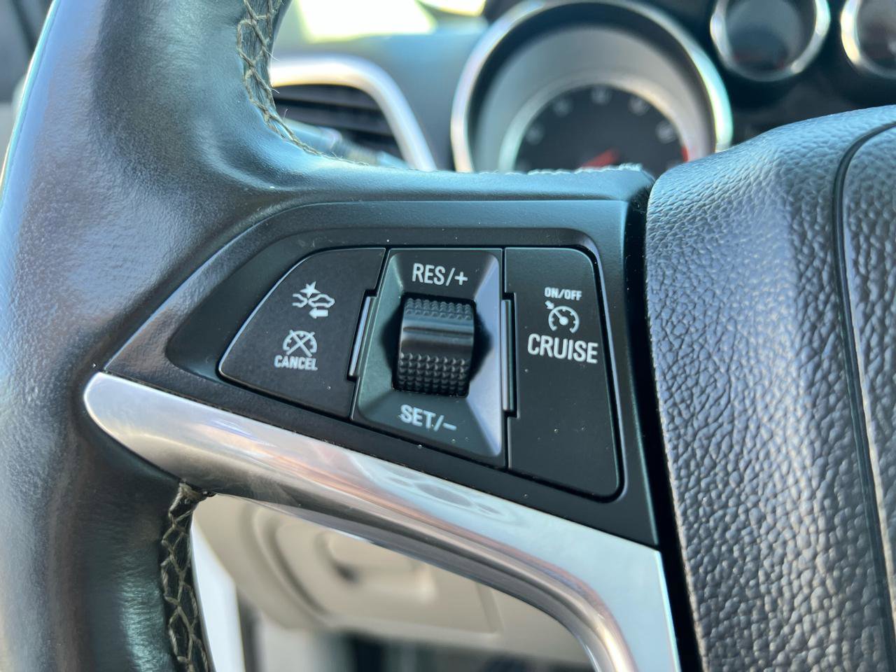 Used 2014 Buick Encore Premium FWD image 12