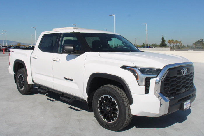 New 2026 Toyota Tundra SR5 AWD/4WD image 2