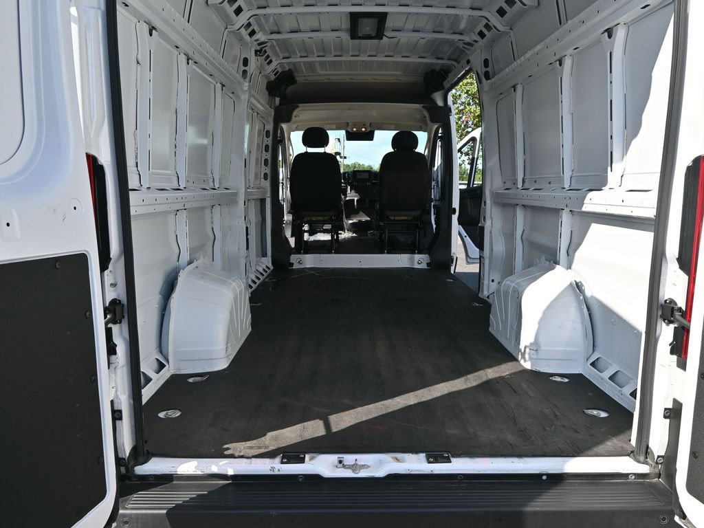 Used 2024 RAM ProMaster 3500 w/ Quick Order Package 22G SLT image 13