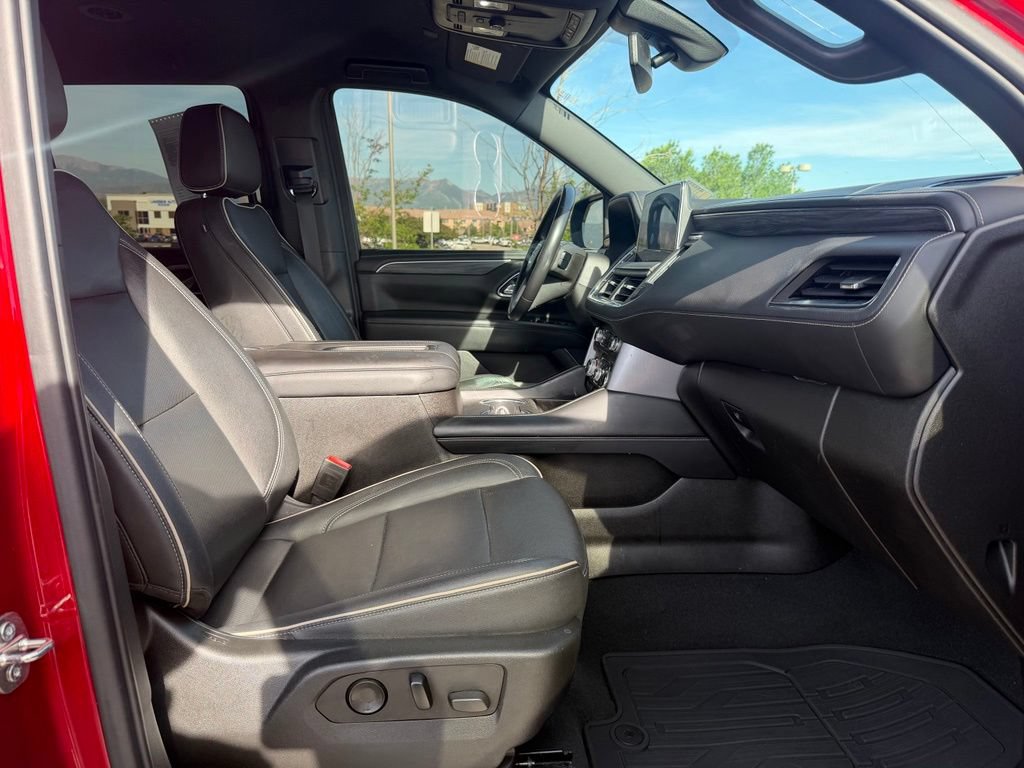 Used 2021 GMC Yukon SLT AWD/4WD image 28