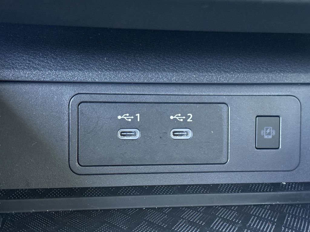 Certified 2025 Nissan Murano SV image 36